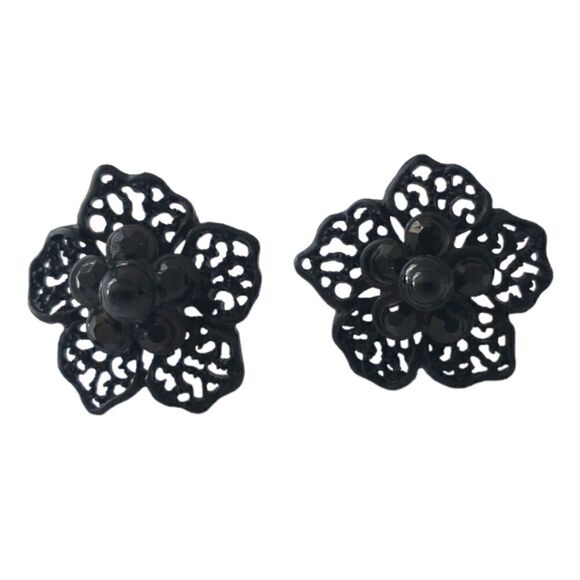 Black Flower Earrings Enamel Filigree Metal Rhinestones Lace Victorian Goth Vtg. - Picture 8 of 14